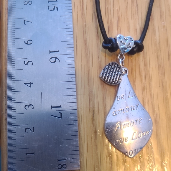 Love and Daisies Two-Sided Pendant Necklace - Hand Crafted - Picture 3 of 7